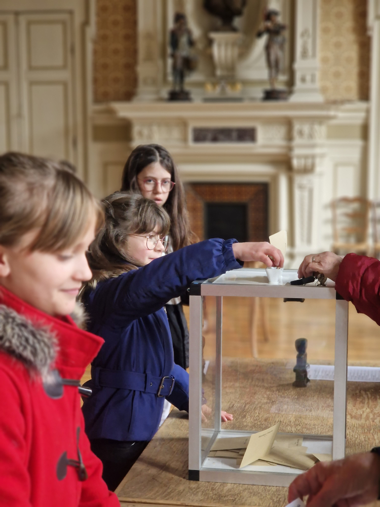 Morez : les CM2 ont élu leurs représentants au Conseil Municipal des enfants